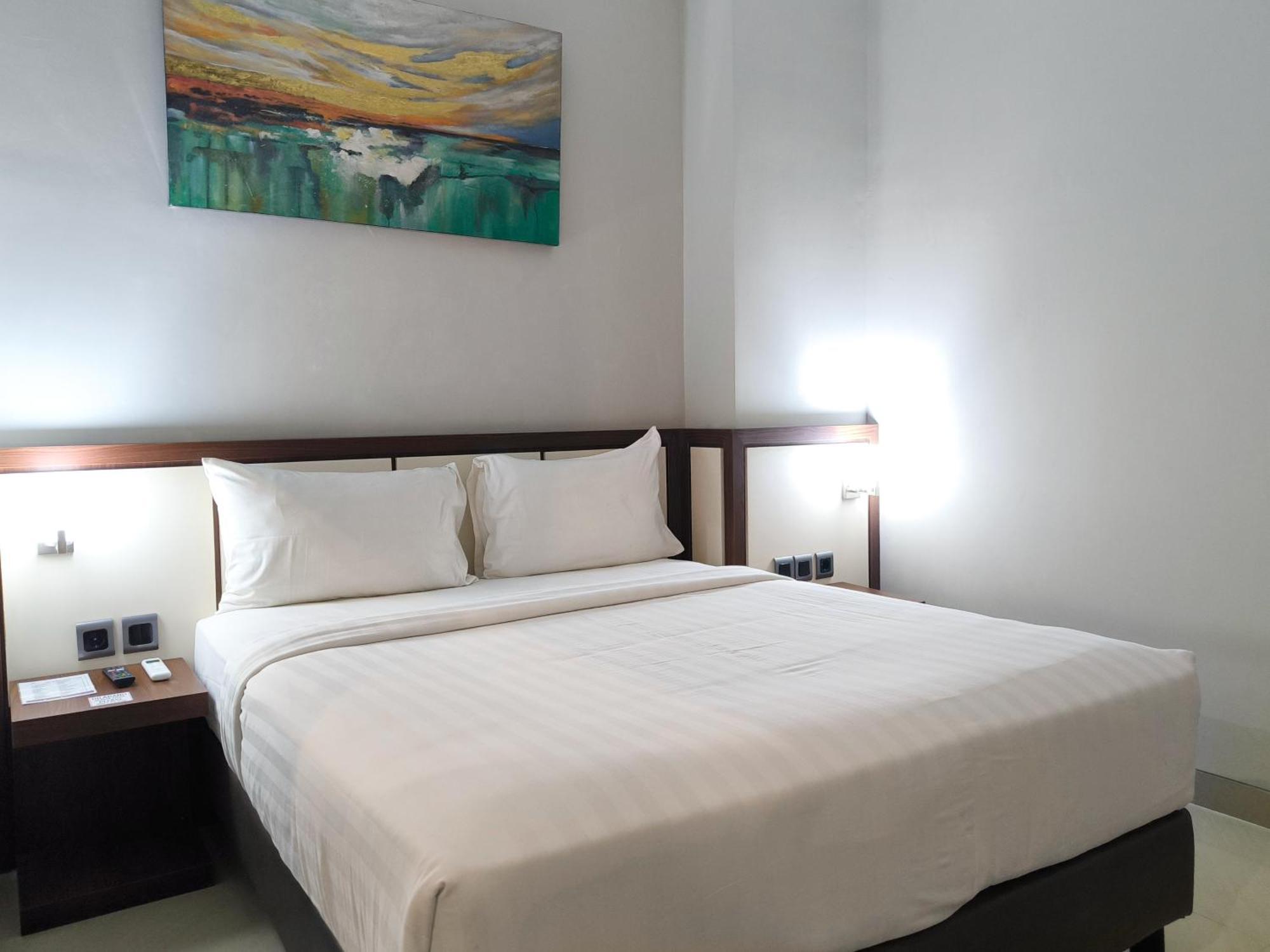 Rylich Panorama Hotel Sorong Room photo