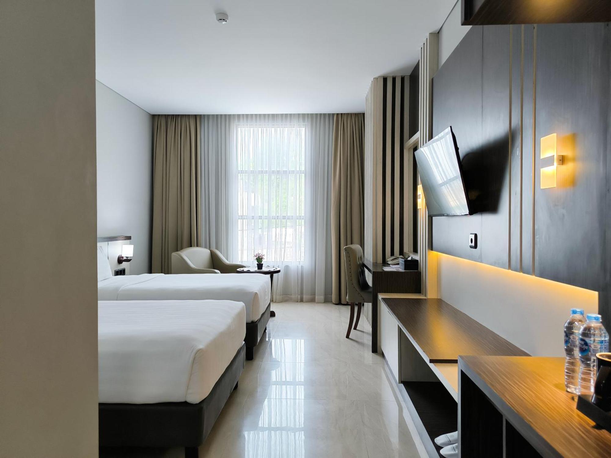 Rylich Panorama Hotel Sorong Room photo