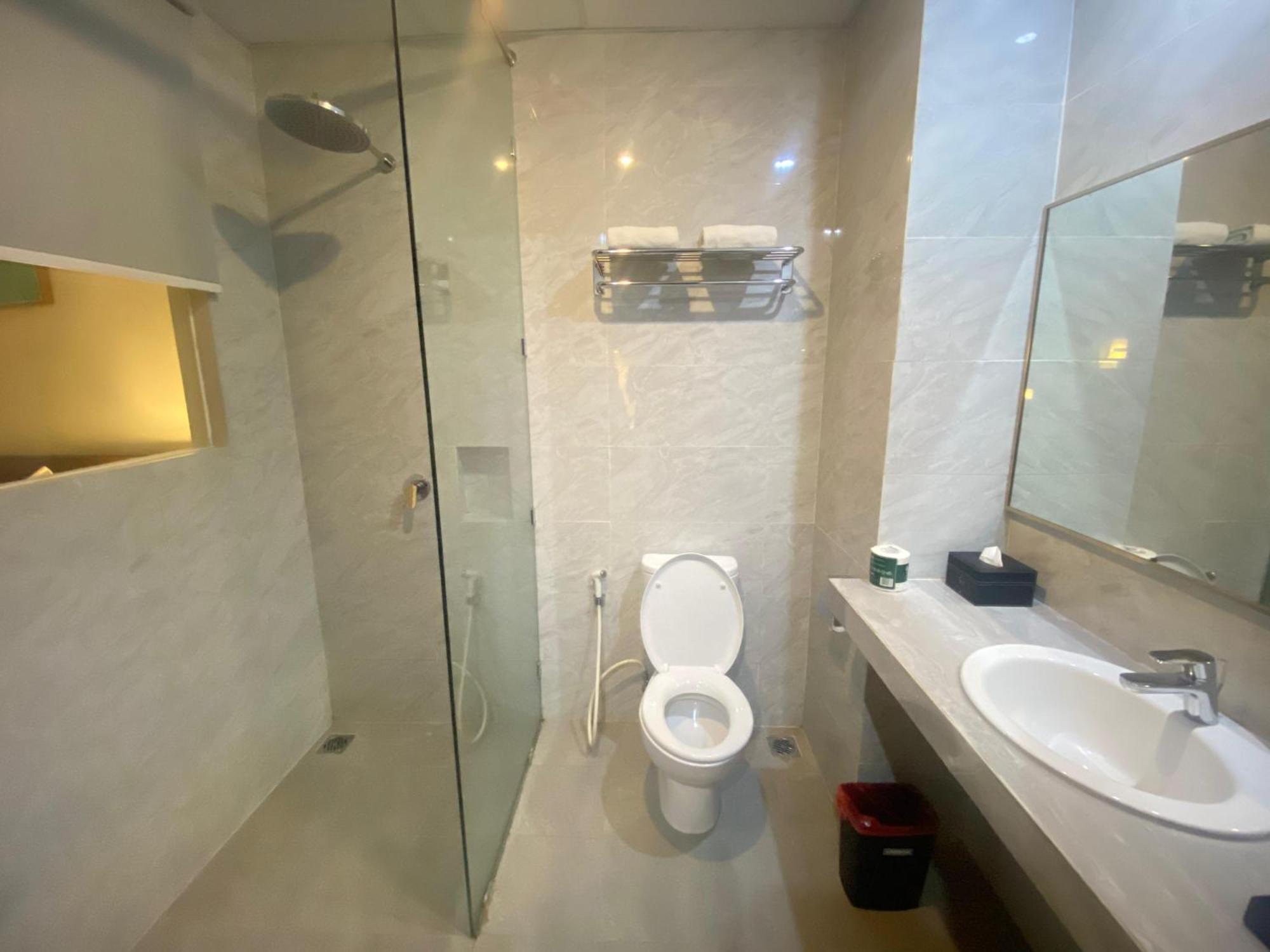 Rylich Panorama Hotel Sorong Room photo